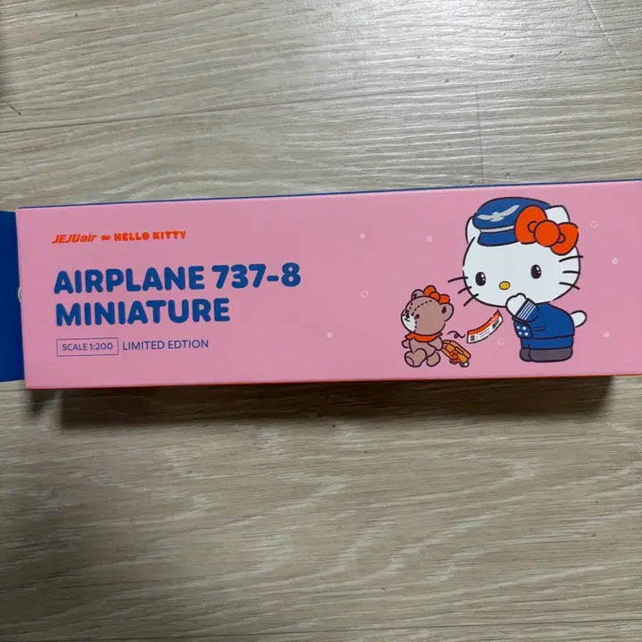 [BUNJANG] Jeju Air X Sanrio Characters Model Airplane 1:200 / 제주항공 X 산리오캐릭터즈 모형 비행기 1:200