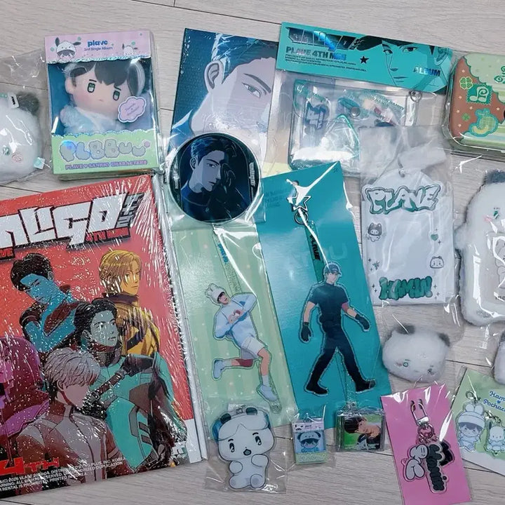[BUNJANG] PLAVE Hamin Doll, Album, and Merchandise Bundle Set / 플레이브 하민 인형 앨범 및 굿즈 일괄 원가 이하 판매