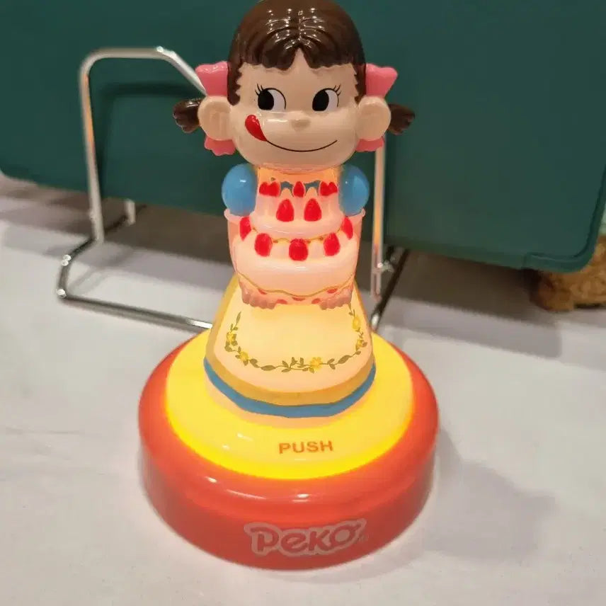 [BUNJANG] Fujiya Peko-chan Birthday Mood Lamp / 후지야 페코짱 생일 무드등 램프
