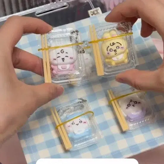 [BUNJANG] Chiikawa Mini Lunchbox Squishy Keychain / 치이카와 미니도시락 말랑이 키링