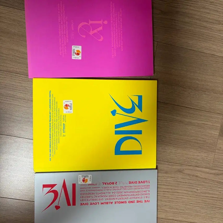 [BUNJANG] IVE LOVE DIVE Album 3 Version Set / IVE LOVE DIVE 앨범 3종 세트