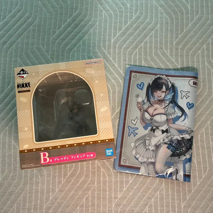 [BUNJANG] Goddess of Victory: Nikke Chapter 7 Ichiban Kuji B Prize Brady Figure &amp; F Prize Sora Desk Mat Bundle / 택포4.5)승리의 여신 니케 챕터 7 B상 + F상
