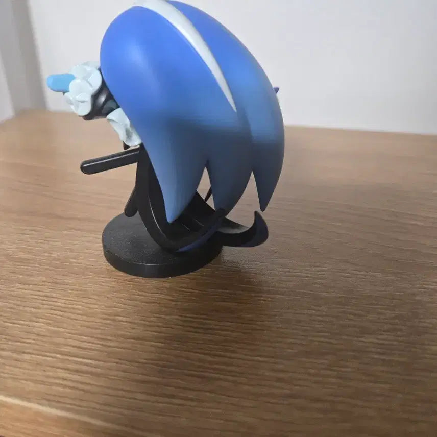 [BUNJANG] Cookie Run Kingdom Shadow Milk Cookie Figure / (급전)쿠키런 킹덤 쉐도우 밀크 쿠키 피규어 입니다!