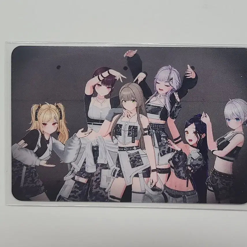 [BUNJANG] ISEGYE IDOL Group B Photocard (Apple Music POB) / 이세계아이돌 단체 B 포토카드 팝니다(애플뮤직)