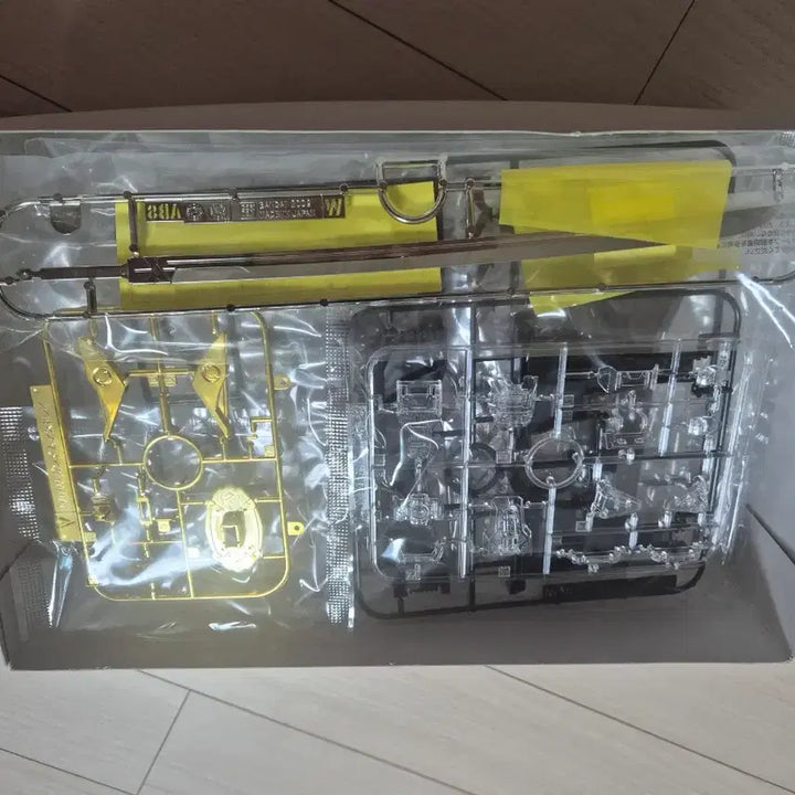 [BUNJANG] Bandai PG Gundam Astray Red Frame Clear Body Limited Edition / 반다이PG 건담 아스트레이 레드프레임 클리어 바디 초회특전