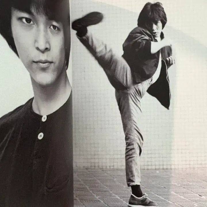 [BUNJANG] Chōshinsei Flashman 40th Anniversary Limited Edition Autographed Photo Book / 후뢰시맨 친필싸인 40주년 한정판 화보집