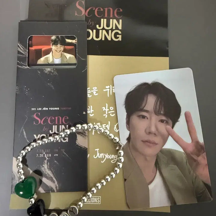 [BUNJANG] Lee Jun Young Fan Meeting Photocard &amp; Initial Bracelet Bundle / 이준영 팬미팅 퇴장 포카