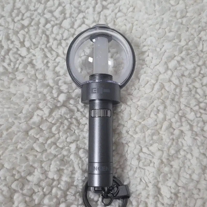 [BUNJANG] ENHYPEN Lightstick Keychain / 엔하이픈 응원봉 키링