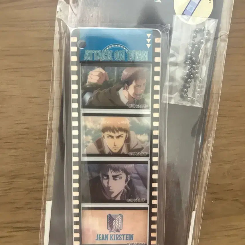 [BUNJANG] Jean Kirstein TsukiKoma Acrylic Magnet/Keyring / 쟝 키르슈타인 츠미코마 아크릴 마그넷 굿즈