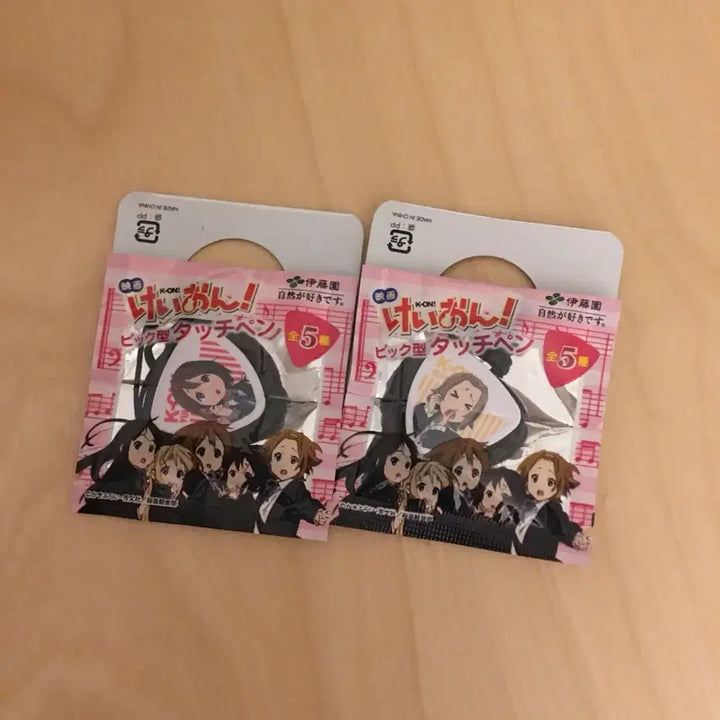 [BUNJANG] K-ON! Yui &amp; Ritsu Pick Keychain Touch Pen Bundle Set / 케이온 유이 리츠 피크 키링 터치펜 일괄
