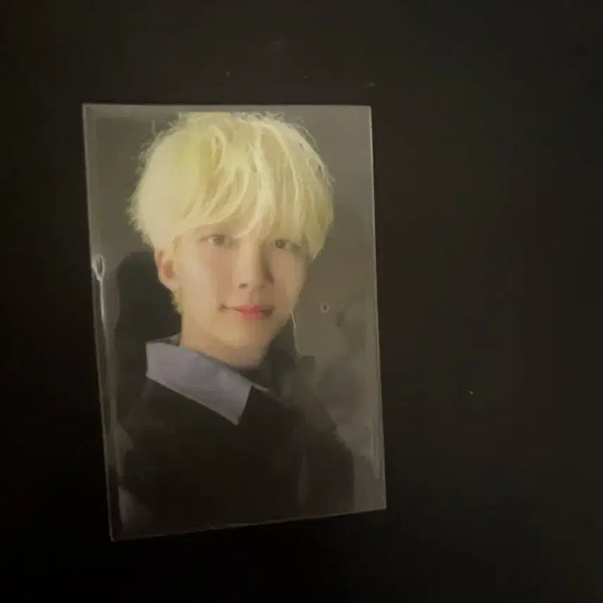 [BUNJANG] Seventeen Jeonghan Attacca Apple Music Photocard / 세븐틴 정한 아타카 애플뮤직 포카 양도