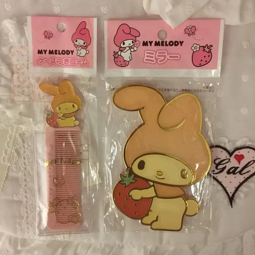 [BUNJANG] Vintage Strawberry My Melody Comb and Mirror Set / 고전 딸기 마이멜로디 빗 거울 세트