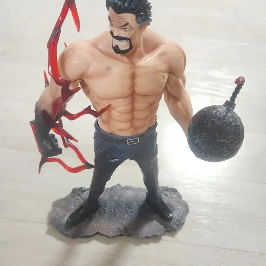 [BUNJANG] One Piece Monkey D. Garp Figure / 원피스 거프 피규어