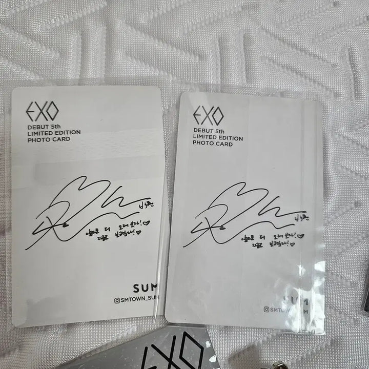 [BUNJANG] EXO Baekhyun Photocard &amp; MD Bundle Set / EXO 백현 포카+MD 세트 판매