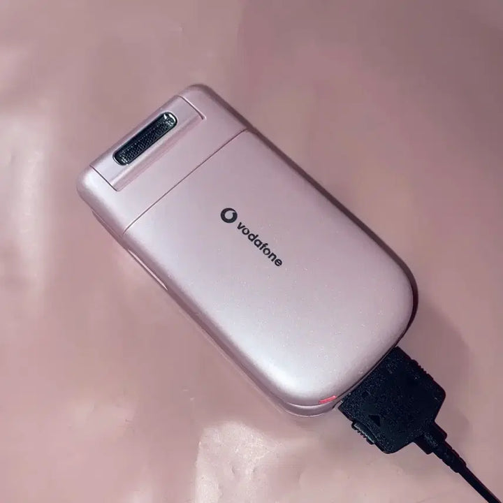 [BUNJANG] Disney Winnie the Pooh Classic Japanese Model Phone Docomo Gyaru Phone with Keyring Strap Diary Y2K / 작동가능)디즈니 곰돌이 푸 고전 일본 핑크 모형폰 목업폰 도코모 갸루폰 키티폰 키링 스트랩 다이어리 y2k