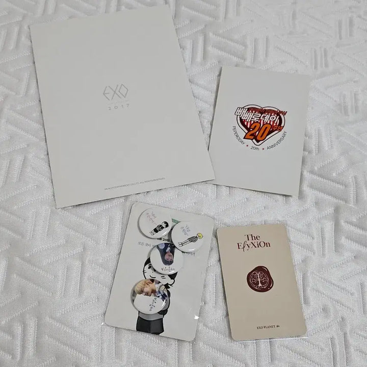 [BUNJANG] EXO SUHO Elysion Spinner Photocard / EXO 수호 여중생A 뱃지, 엘리시온 스피너 포카 등