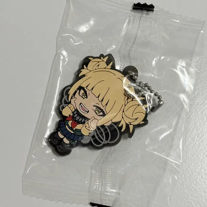 [BUNJANG] My Hero Academia Himiko Toga Gacha Keychain / 나의 히어로 아카데미아 토가 히미코 가챠 키링