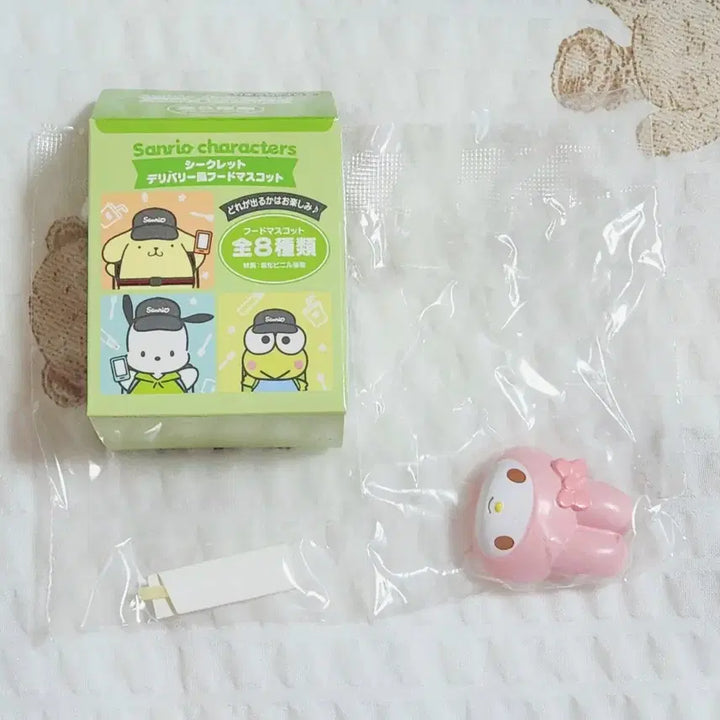 [BUNJANG] Sanrio Food Delivery Food Series My Melody Figure / 산리오 푸드 딜리버리 푸드 시리즈 마이멜로디 피규어 팝니다.