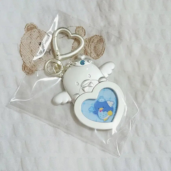 [BUNJANG] Sanrio Yumemiru Dreaming Angel 2 Tuksang Angel Keychain / 산리오 유메미루 꿈꾸는 엔젤2 턱샘 키홀더 팝니다.