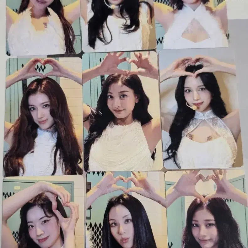 [BUNJANG] Twice Concert DVD Photocard &amp; POB Bundle Set / 트와이스 콘서트 DVD 포카 및 특전
