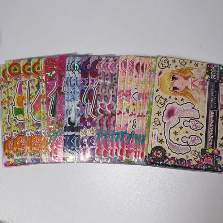 [BUNJANG] Aikatsu! Aikatsu! Stars! Japanese Version Trading Card Bundle (31 cards) / 아이카츠 아이엠스타 벽돌 일판 위주 31장 일괄 대량 판매+ 스미레 아크릴+ 오키 토르소