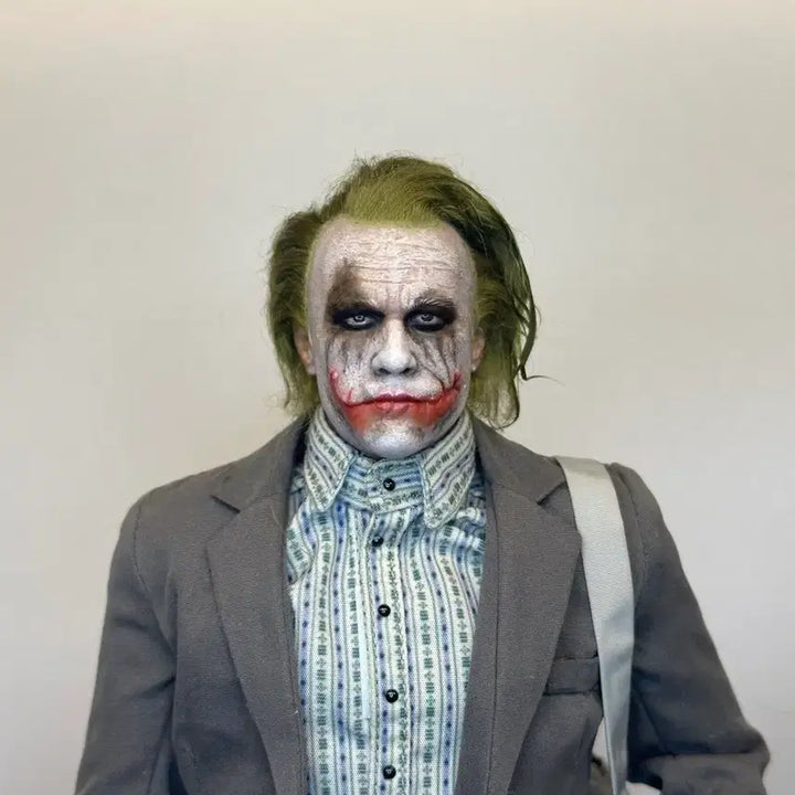[BUNJANG] Hot Toys x 12-inch Black Toys Bank Robber Joker 1/6 Scale Figure / 핫토이x 12인치 블랙토이즈 뱅크로버 조커 1/6