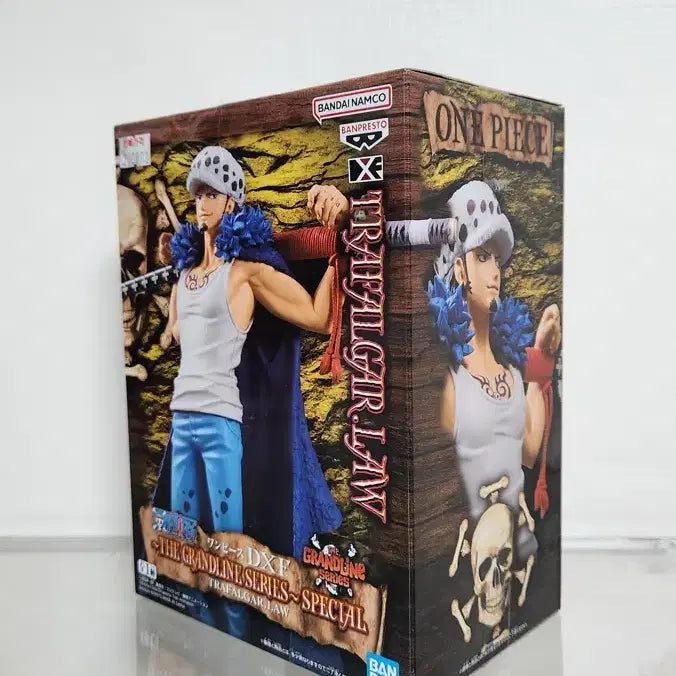 [BUNJANG] One Piece Trafalgar Law DXF Grandline Series Special Figure (Sealed) / 원피스 트라팔가로 dxf 피규어 미개봉팝니다