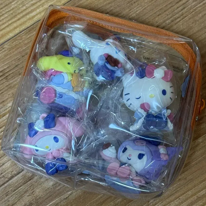 [BUNJANG] Sanrio x Ediya Collaboration Magnet Keyring Bundle Set (New) / 산리오 이디야 콜라보 마그넷키링 일괄