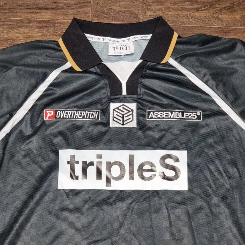 [BUNJANG] tripleS x over the pitch Assemble 25 Jersey Short Sleeve Black L No Marking / 트리플에스 x 오버더피치 어셈블 25 져지 숏슬리브 블랙 L 노마킹