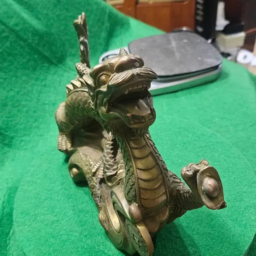 [BUNJANG] Heavy Brass &amp; Bronze Dragon Statue (Wealth Luck Feng Shui Interior) / [중량감 우수] 황동 청동 용 장식품 조각상 (재물운 풍수 인테리어)