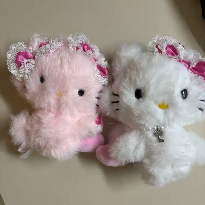 [BUNJANG] Sanrio Chami Kitty Honey Cute Fillygilly x Olive Young Collaboration Doll Keychain / 일괄) 산리오 챠미키티 허니큐트 필리밀리 올리브영 콜라보 인형 키링