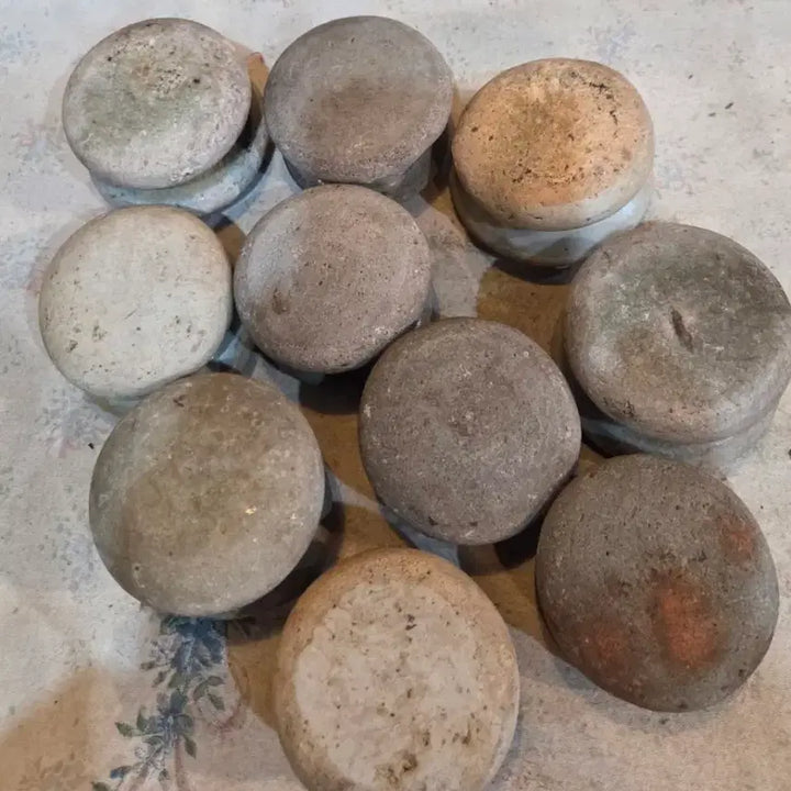 [BUNJANG] Stone Godraes Porcelain Collection (10 Pieces) / 민속품 / 오랜세월의 도자기 / 돌 고드래 10점