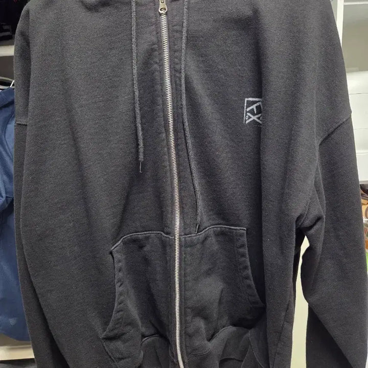 [BUNJANG] ATEEZ Mingi Birthday Pop-up Hoodie / 에이티즈 민기 생일 팝업 후드 집업 양도