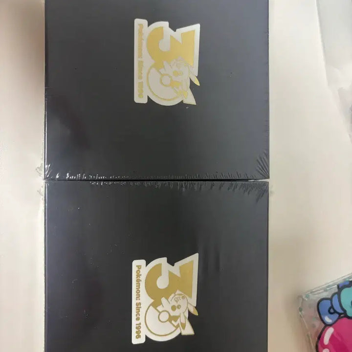 [BUNJANG] Pokemon Store 35th Anniversary Pin Set / 포켓몬스토어 온라인 3월 7월 뱃지