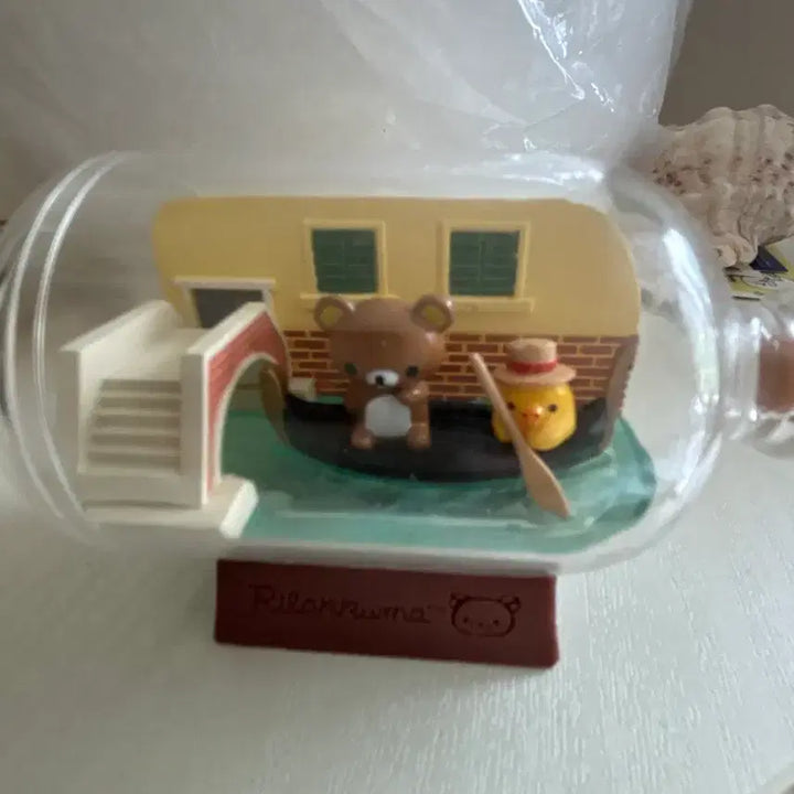 [BUNJANG] Rilakkuma European Tour Terrarium Re-Ment (Number 4) / 리락쿠마 유럽여행 테라리움 리멘트 양도
