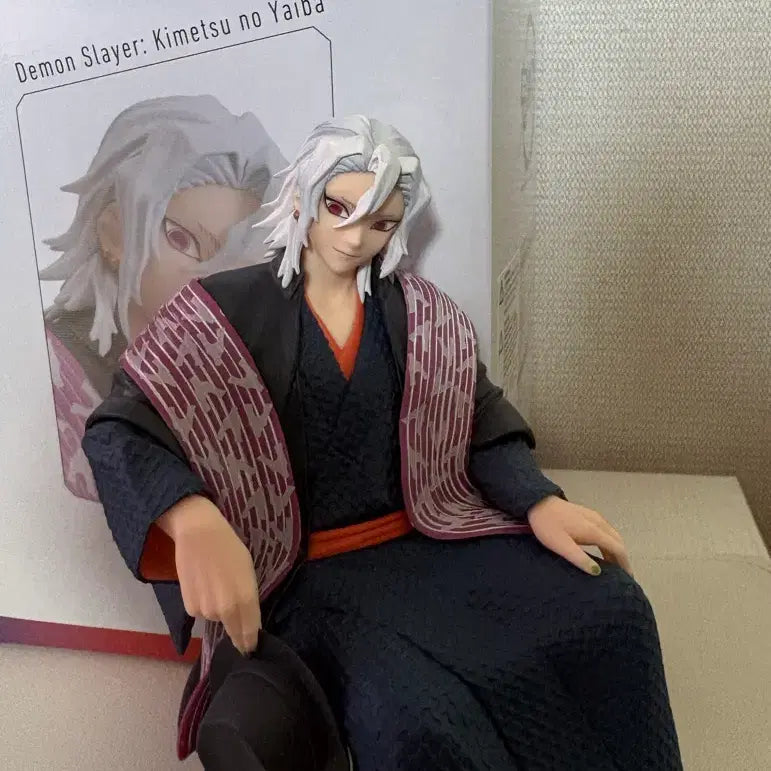 [BUNJANG] Aniplex Demon Slayer Tengen Uzui Figure / 애니플렉스 귀멸의 칼날 우즈이 텐겐 피규어