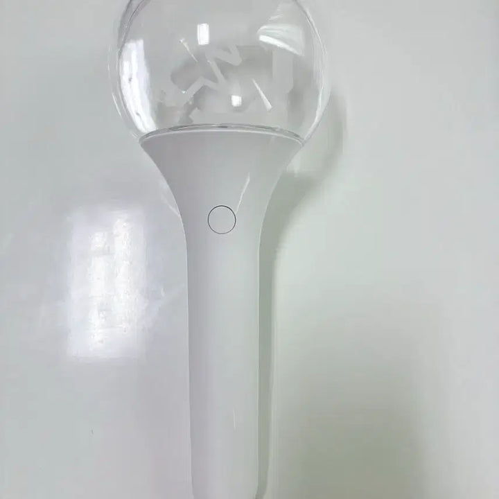 [BUNJANG] RE:BORN REVOLUTION Lightstick / 리레볼루션 응원봉