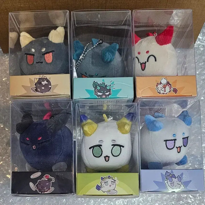 [BUNJANG] Arknights Running Bubble Chewing Gum Figures Set / 명일방주 러닝버블 쉐이 총웨/링/슈/니엔/시/위 세트 팝니다.