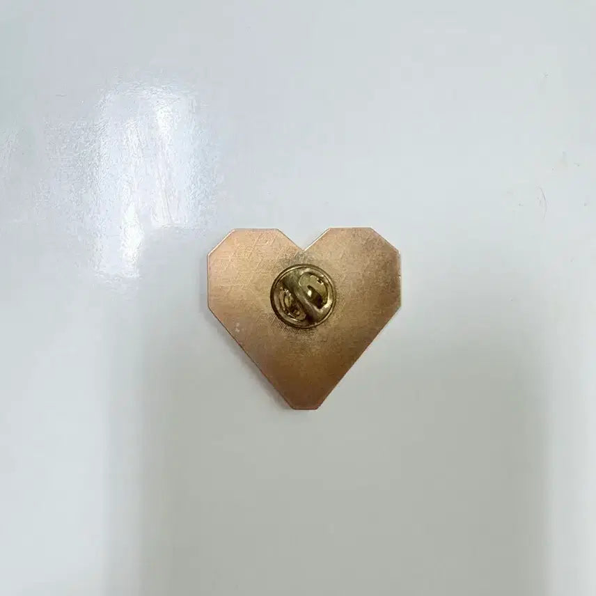 [BUNJANG] LiRevolution Showcase Badge / 리레볼루션 쇼케이스 뱃지