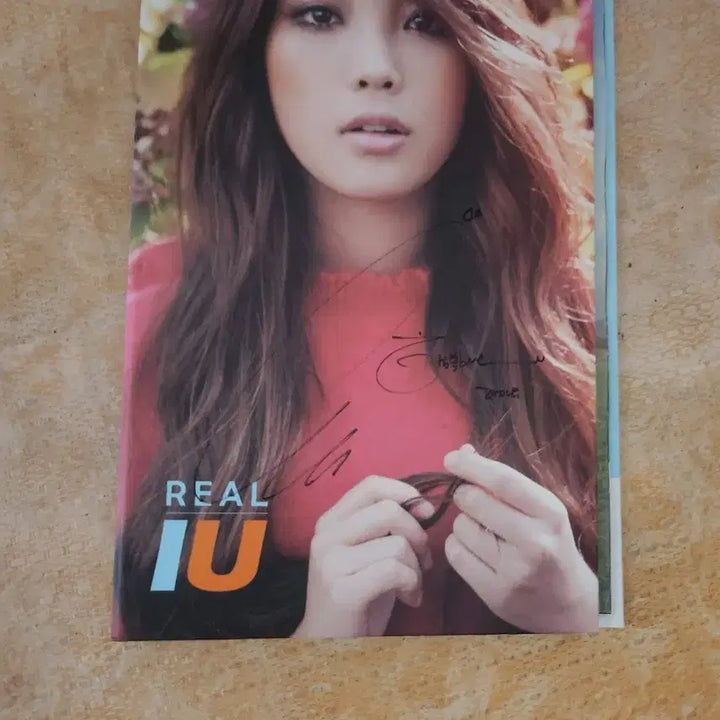[BUNJANG] IU Signed Album / 아이유 리얼 싸인앨범