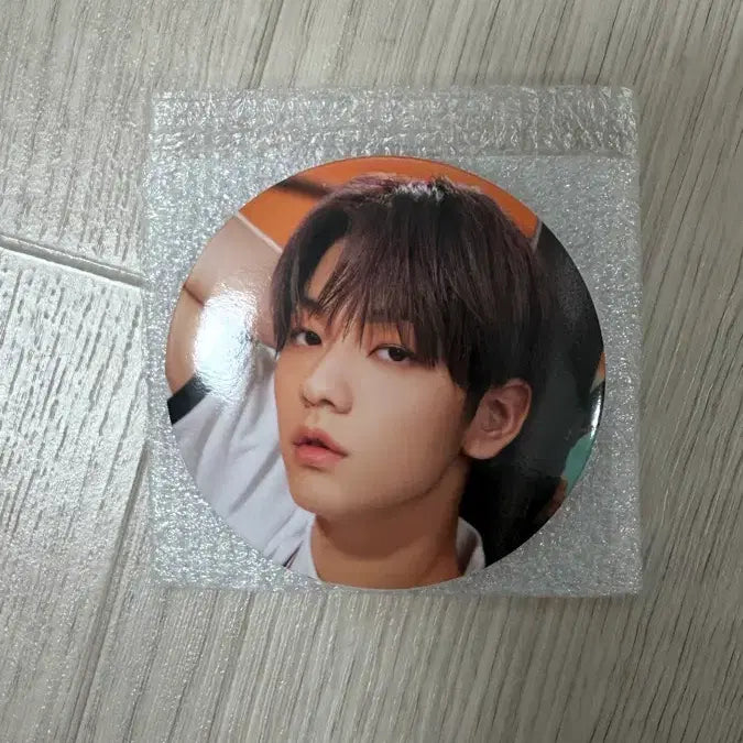 [BUNJANG] TXT Soobin Badge / 투모로우바이투게더 수빈 뱃지 판매합니다!