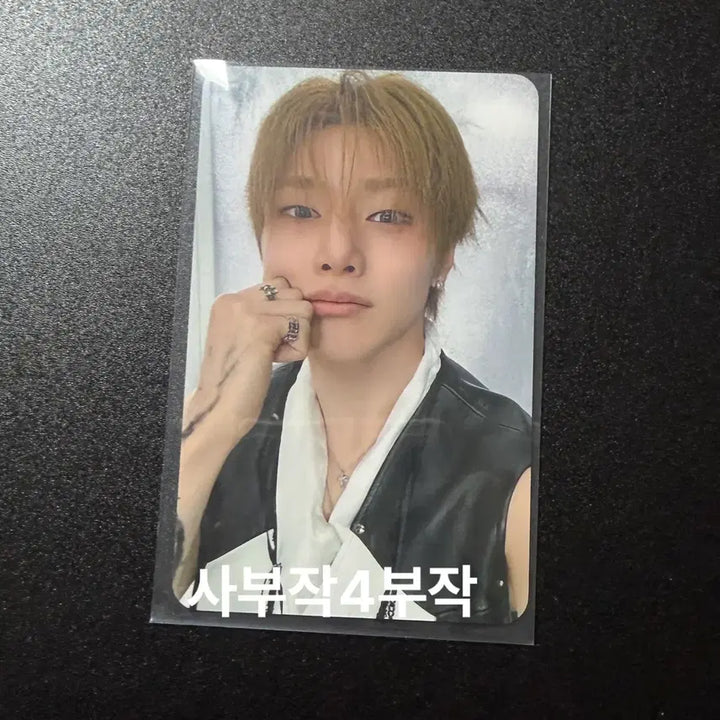 [BUNJANG] Stray Kids RUNET World Tour Concert Lucky Draw Photocard I.N / 스키즈 런잇 월드투어 콘서트 온라인 4만원 특전 포카 아이엔