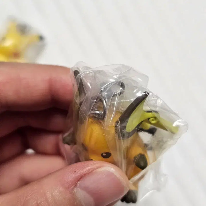 [BUNJANG] Pokemon Long Gacha Pikachu, Raichu Bundle Set / 포켓몬 대롱가챠 피카츄,라이츄 일괄