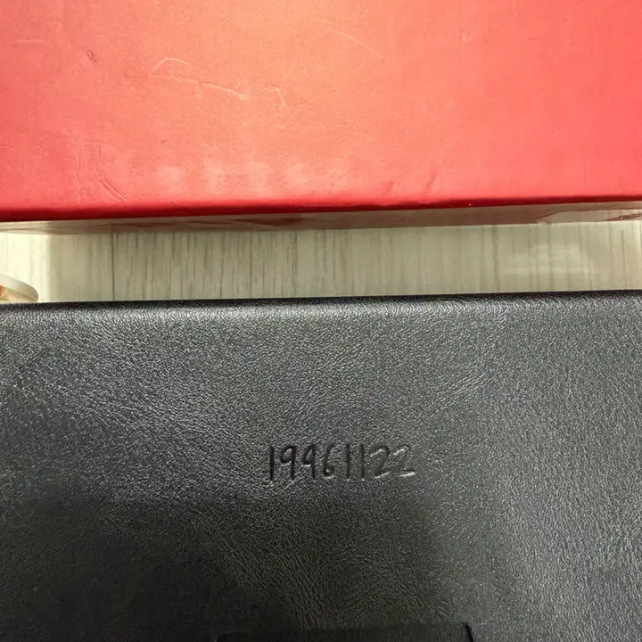 [BUNJANG] SEVENTEEN Woozi Birthday Sunglasses / 세븐틴 우지 생일 기념 선글라스