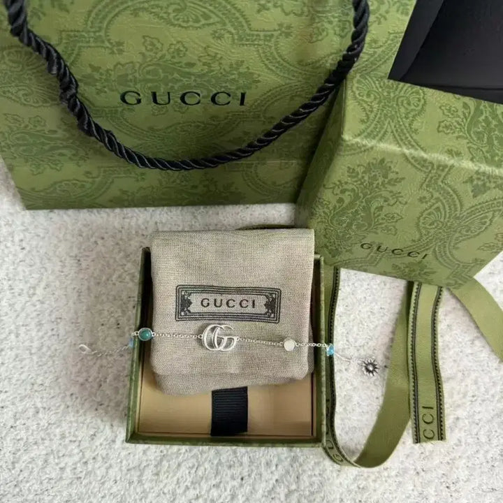 [BUNJANG] Gucci GG Marmont Bracelet Silver Sunflower Charm Size 17 / 구찌 GG 마몽 팔찌 실버 해바라기 참 17