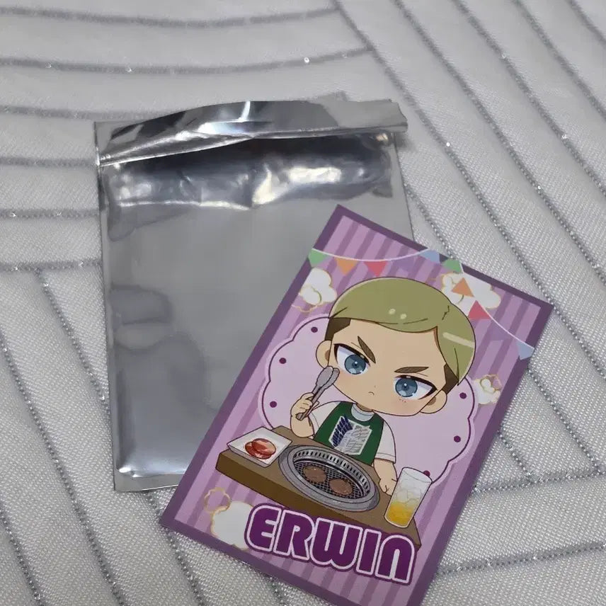 [BUNJANG] Attack on Titan Erwin Jujutsu Kaisen Photocard / [새상품] 진격의 거인 엘빈 쥬쥬갈비 포토카드