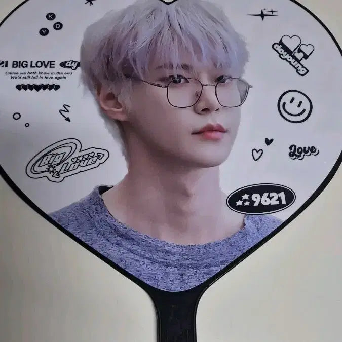 [BUNJANG] Doyoung NCT 127 Cheering Wand Photocard Bundle Set / 도영 우치와 nct127 엔시티 인형 포카 비공굿 나눔 칠콘 레드라인 첫콘 막콘