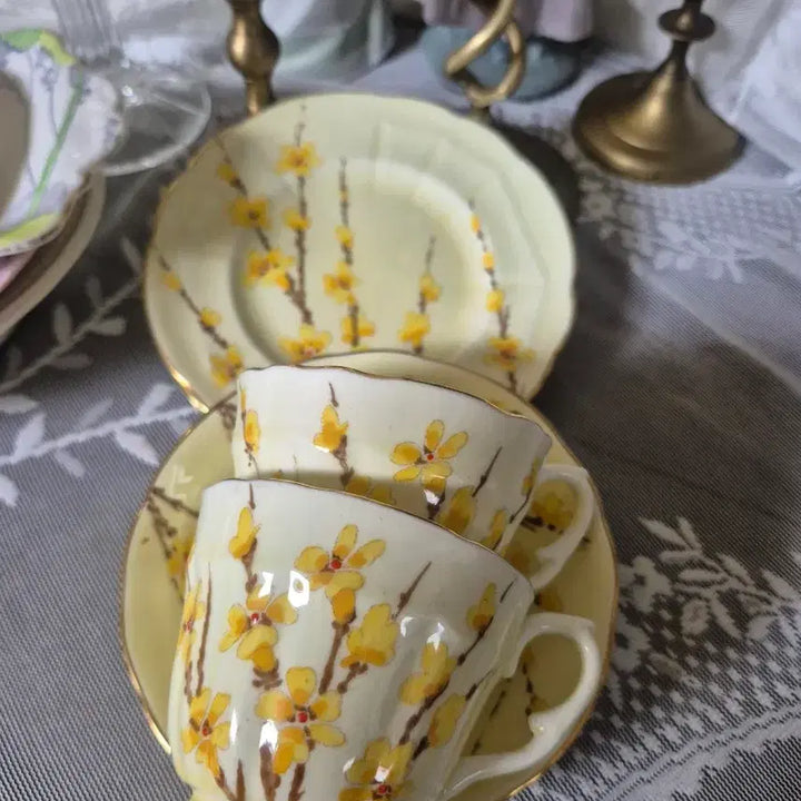 [BUNJANG] Crown Staffordshire 1930s Teacup Trio Set / 1930 크라운 스테포드셰어 올핸페 찻잔트리오