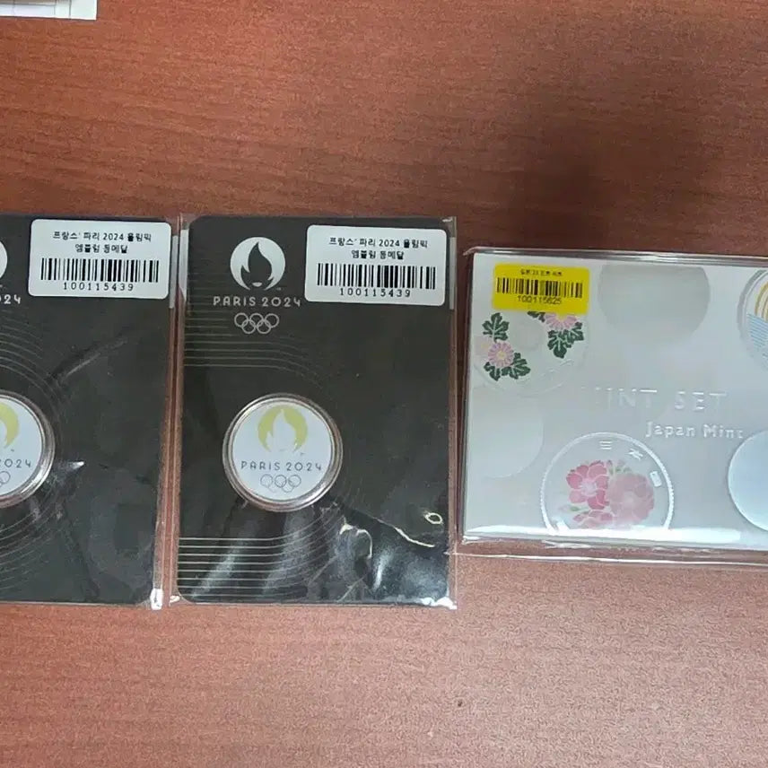 [BUNJANG] Paris 2024 Olympics Commemorative Medals &amp; 2023 Japan Mint Set / 파리 2024 올림픽 기념 메달, 2023 일본민트세트