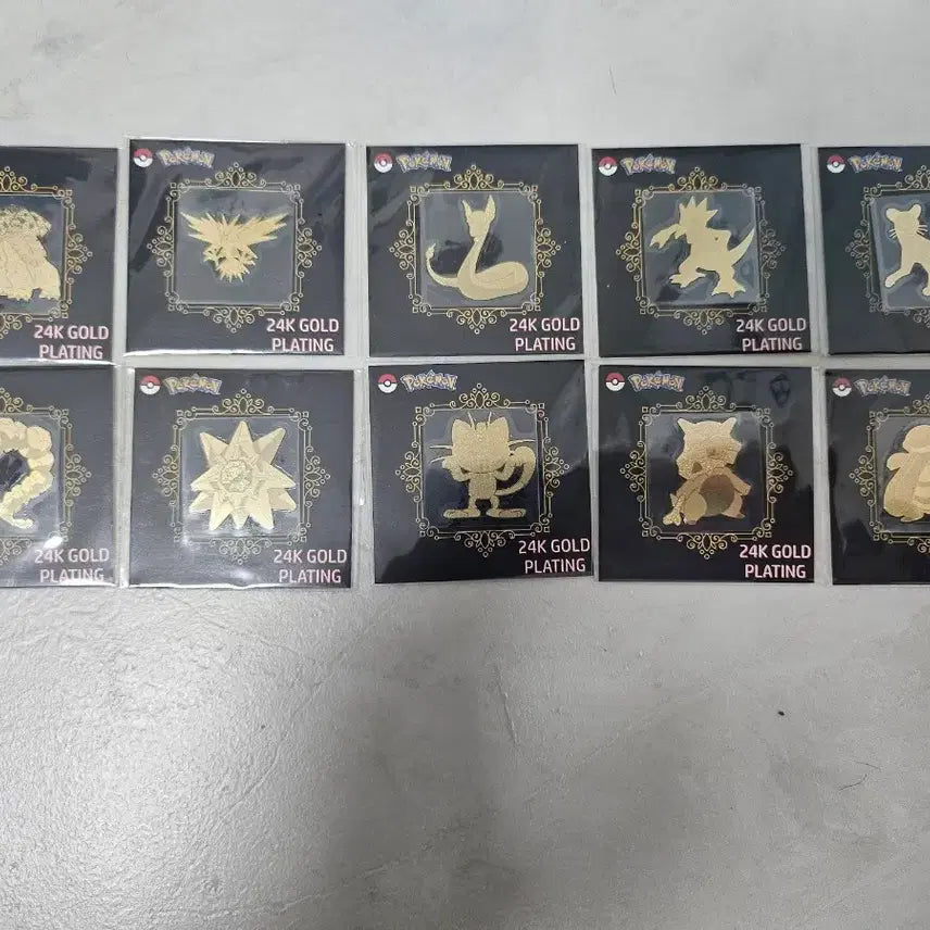 [BUNJANG] Pokemon 24k Ddiddal 10 Sheets + Bulbasaur Seal Book / 포켓몬 24k 띠부씰 10장, 이상해꽃 씰북 판매